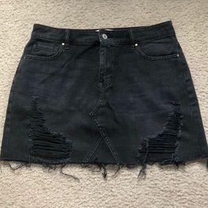 Pacsun black mini skirt size 28